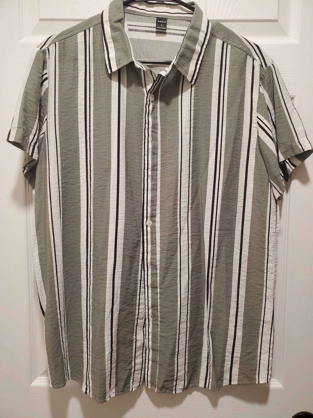 SHEIN Olive, White & Black Vertical Stripe Short Sleeve Button-Up